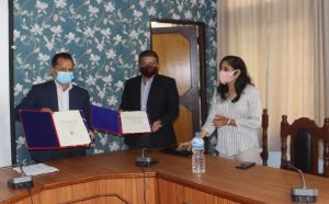  पाँचखाल नगरपालिका र नेपाल इन्फ्रास्ट्रक्चर बैंक लिमिटेड बीच शहरी पूर्वाधार विकाशका लागि सहकार्य गर्न समझदारी पत्रमा हस्ताक्षर