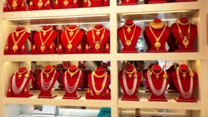 आज साताको पहिलो दिन सुन चाँदीको भाउमा गिरावट