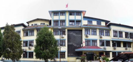 नेपाल राष्ट्र बैंकले ७ अर्ब रुपैयाँको आन्तरिक ऋण नवीकरण गर्ने 