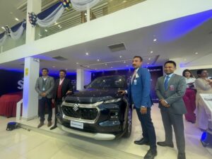 सुजुकीको ग्राण्ड भिटारा र नयाँ ब्रेजा सार्वजनिक सुजुकीको ग्राण्ड भिटारा र नयाँ ब्रेजा सार्वजनिक