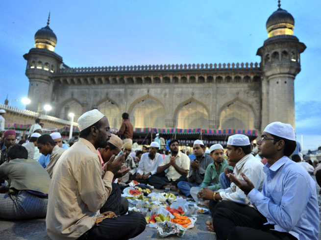 ईस्लाम धर्मावलम्बीको महान पर्व आजदेखि सुरु