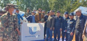 युनिलिभर नेपालले पश्चिम नेपालका भुकम्प पिडितहरुलाई राहत प्रदान युनिलिभर नेपालले पश्चिम नेपालका भुकम्प पिडितहरुलाई राहत प्रदान