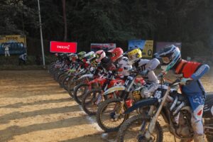 DTMX977 च्याम्पियनसिप सिरिज फिनालेस् डर्टबाइक रेसिङको उत्कृष्ट प्रदर्शनीमा टिकटिङ आइएमई पेबाट