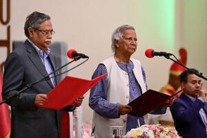 बङ्गलादेशमा युनुसले लिए अन्तरिम सरकारको नेतृत्व