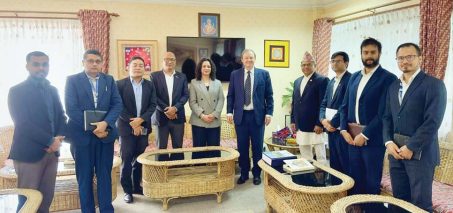 बेलायती निजी क्षेत्रलाई नेपालमा लगानी गर्न आग्रह