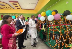 नबिल बैंकद्वारा जनकपुरस्थित मानवसेवा आश्रमलाई सेवा वाहन (अटो) सहयोग नबिल बैंकद्वारा जनकपुरस्थित मानवसेवा आश्रमलाई सेवा वाहन (अटो) सहयोग