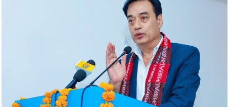 प्रसारण लाइन निर्माणमा निजी क्षेत्रलाई सहभागी गराउने व्यवस्था तत्काल कार्यान्वयन गर्नुपर्छ: राजेन्द्र मल्ल प्रसारण लाइन निर्माणमा निजी क्षेत्रलाई सहभागी गराउने व्यवस्था तत्काल कार्यान्वयन गर्नुपर्छ: राजेन्द्र मल्ल
