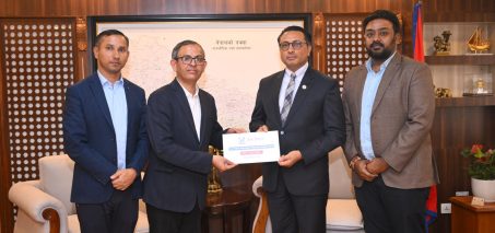 सन नेपाल लाइफ इन्स्योरेन्सद्वारा बाढीपीडितका लागि ६० लाख रुपैयाँ सहयोग सन नेपाल लाइफ इन्स्योरेन्सद्वारा बाढीपीडितका लागि ६० लाख रुपैयाँ सहयोग